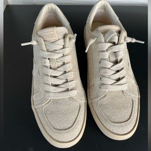 Vintage Havana ⭐️ Sneaker - Size 7